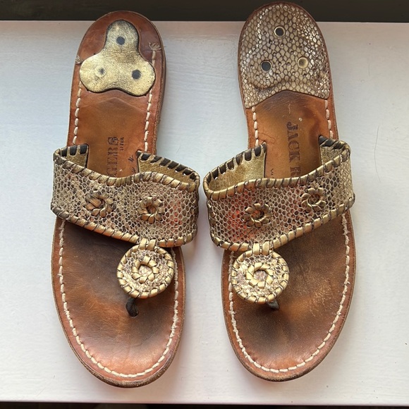 Jack Rogers Gold Snakeskin Sandals - Picture 1 of 2